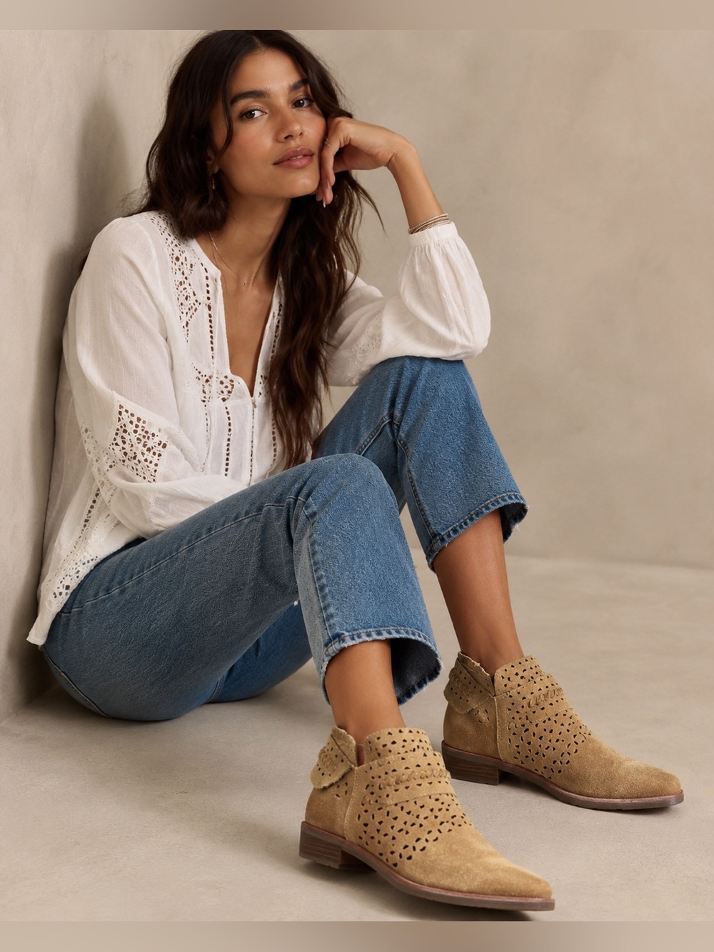 Sofft Tan Leather Laser Cut Ankle Booties 7M Boho Western Comfort Shoes